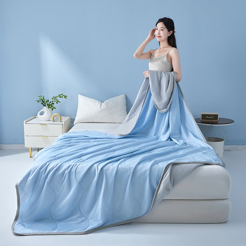 Solid Color Wave-Textured Cooling Quilt