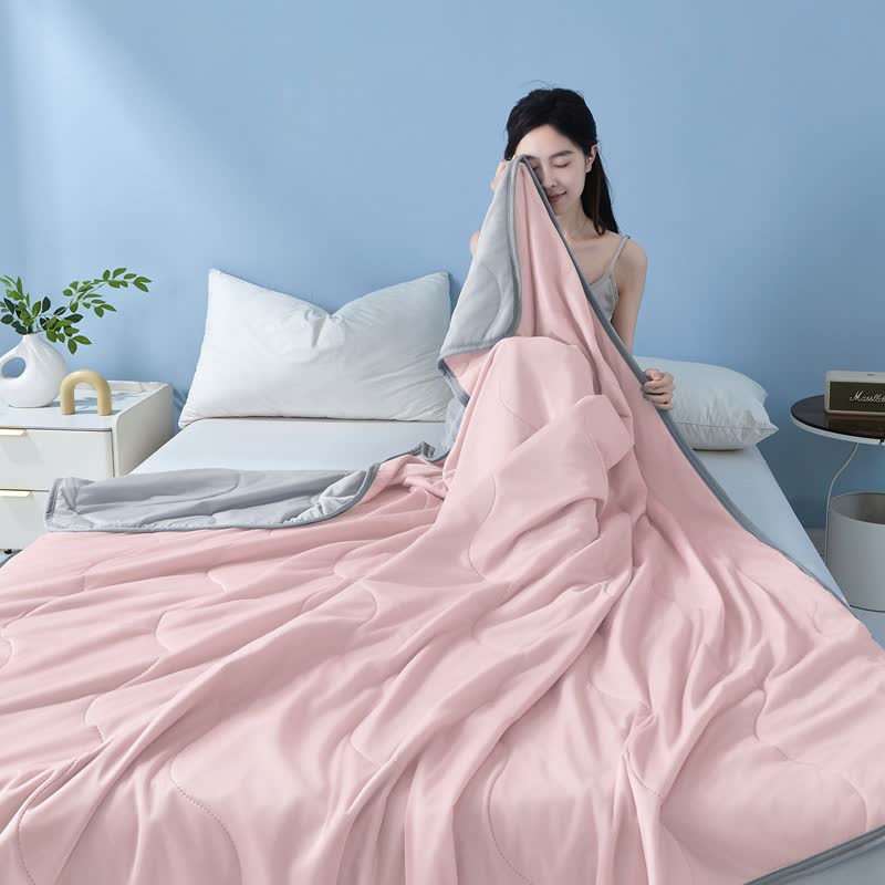 Solid Color Wave-Textured Cooling Quilt