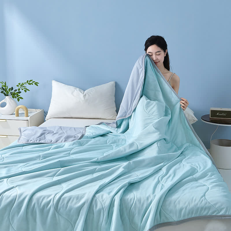 Solid Color Wave-Textured Cooling Quilt