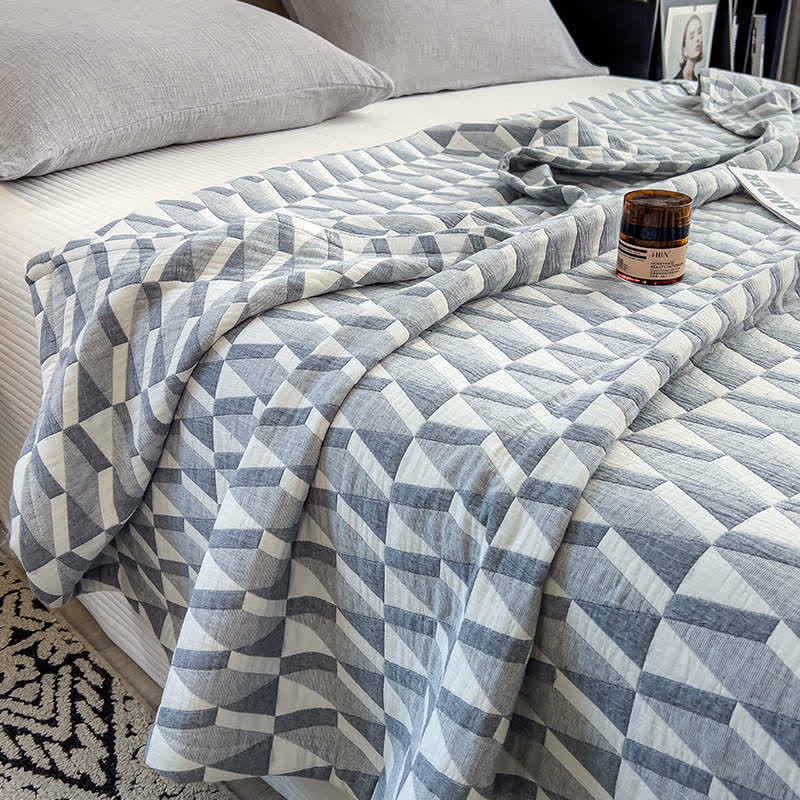 Geometric Triangle Print Cotton Muslin Quilt