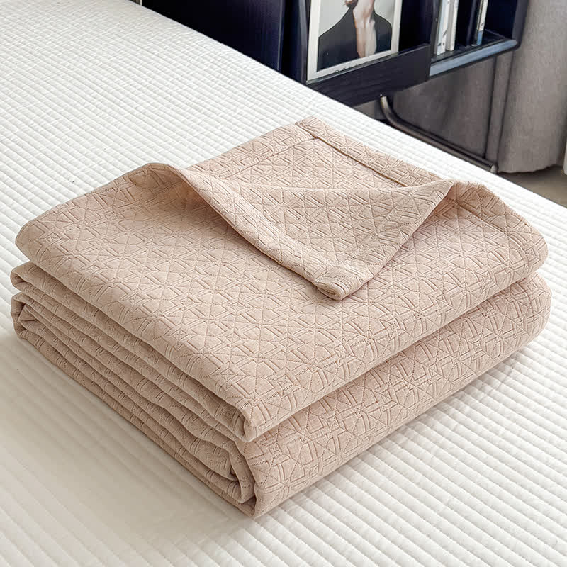 Geometric Grid Print Cotton Muslin Quilt