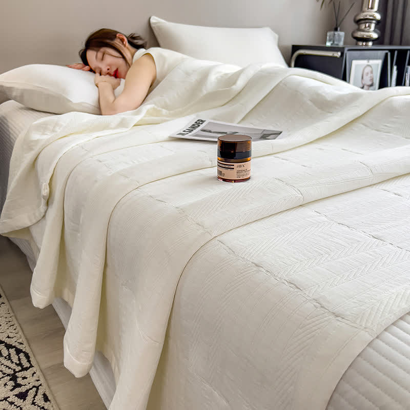 Minimalist Stripe Print Cotton Muslin Quilt