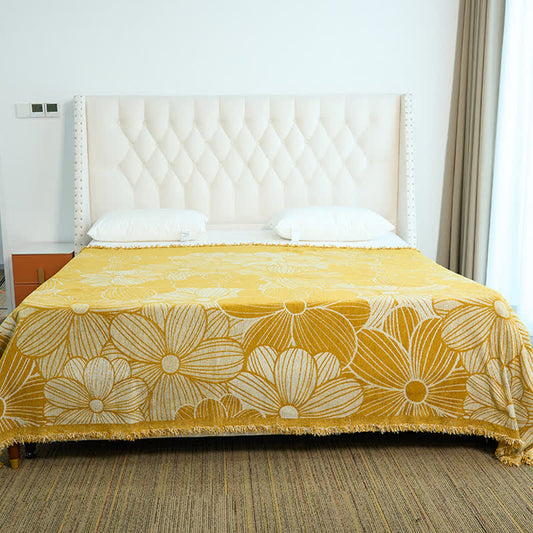 Daisy Jacquard Chenille Blanket with Tassels