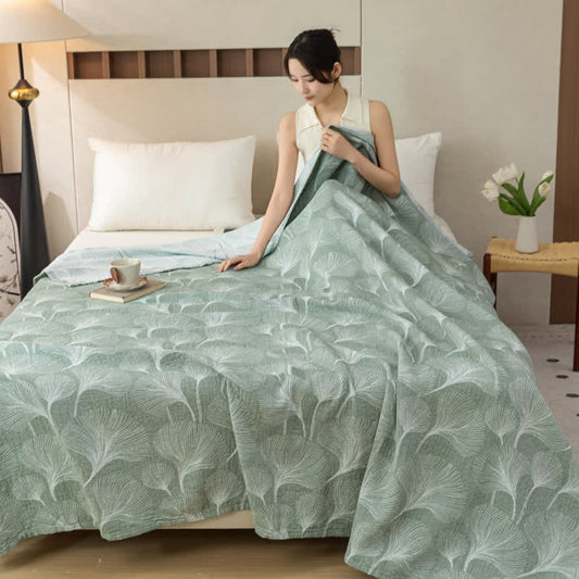 Artistic Green Ginkgo Cotton Gauze Quilt
