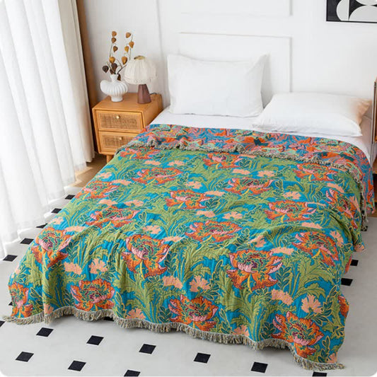 Poppy Natural Cotton Tassel Quilt