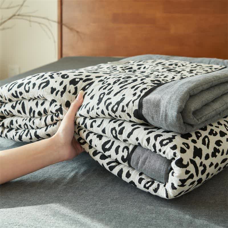 Leopard Print Natural Cotton Gauze Quilt - image 8