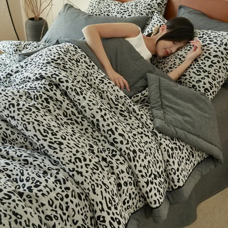 Leopard Print Natural Cotton Gauze Quilt - image 6