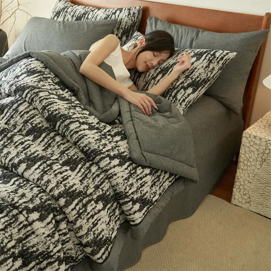 Ink Wash Natural Cotton Gauze Quilt - image 2