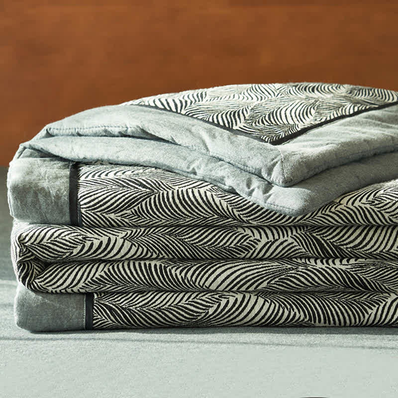 Leaf Stripe Natural Cotton Gauze Quilt - image 3
