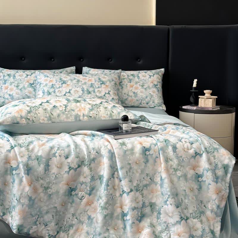 Silky Watercolor Flower Print Natural Quilt - image 6