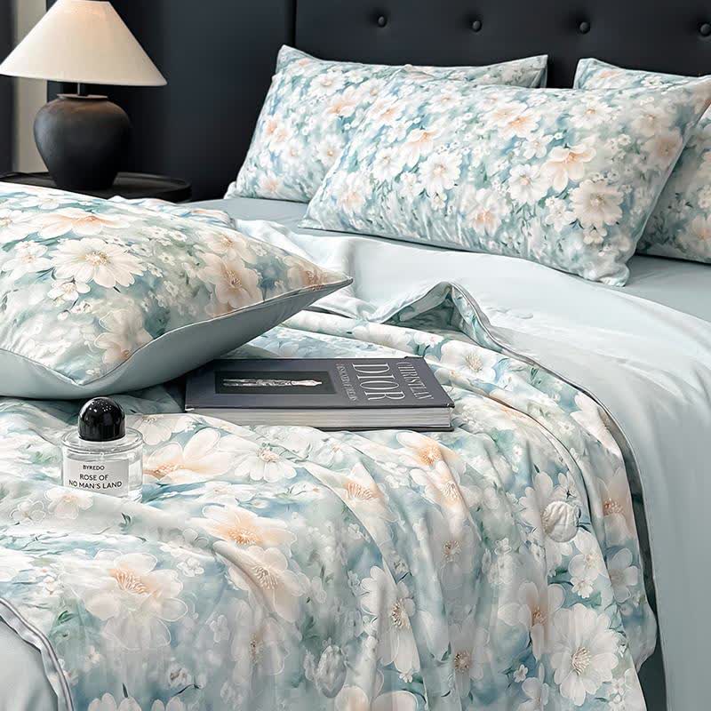 Silky Watercolor Flower Print Natural Quilt - image 4