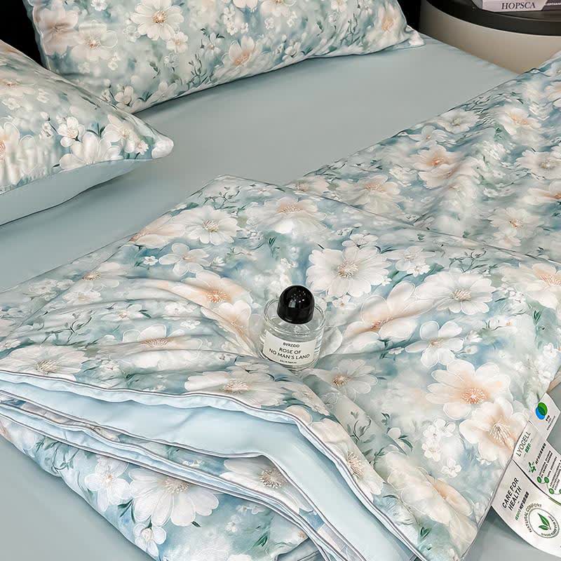 Silky Watercolor Flower Print Natural Quilt - image 8