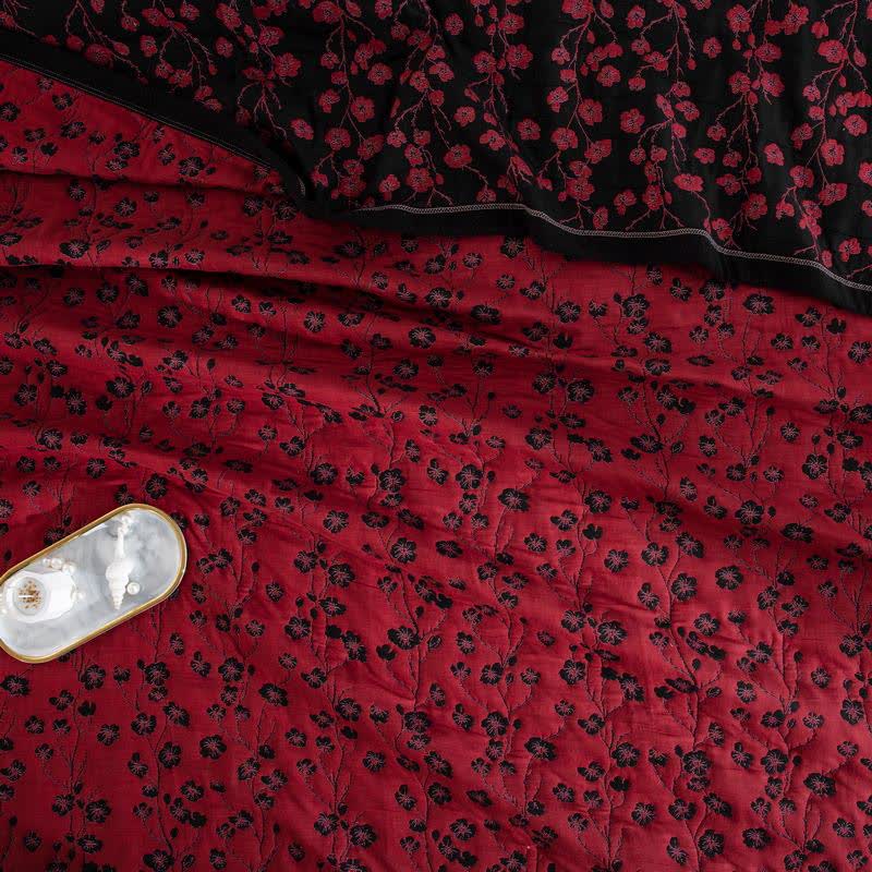 Pastoral Floral Cotton Gauze Jacquard Reversible Quilt - image 26