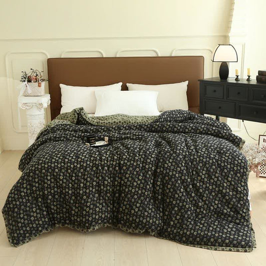 Retro Floral Cotton Gauze Jacquard Quilt - Black & Green - Winter Quilt - King - image 0