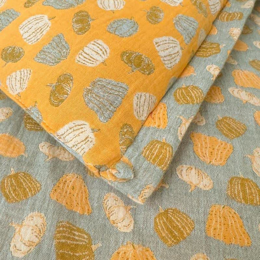 Fun Pumpkin Cotton Gauze Jacquard Quilt - image 1