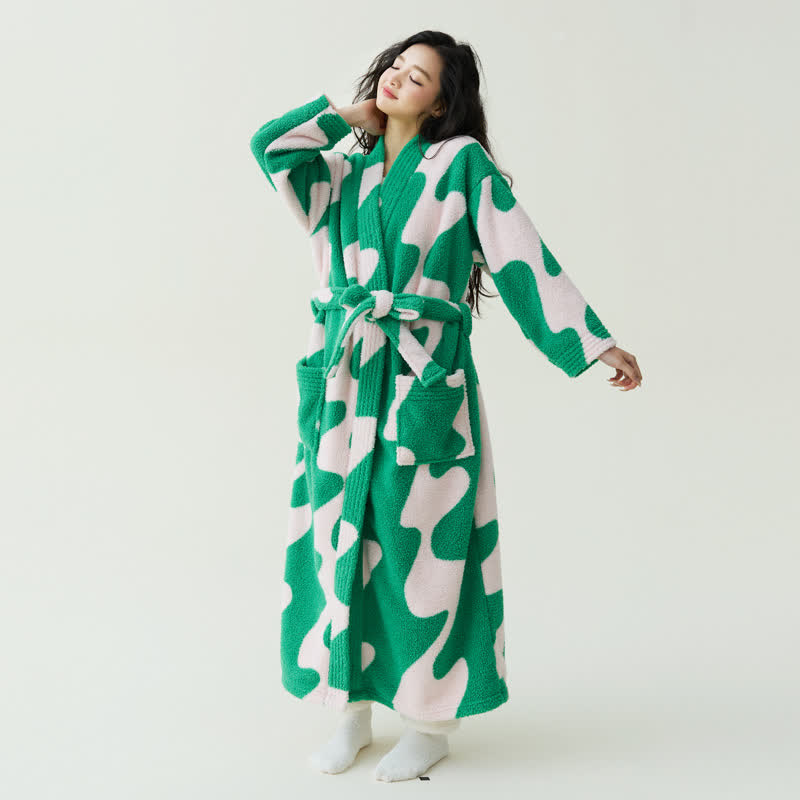 Colorblock Wave Pattern Plush Robe - Green & White - XL - image 0