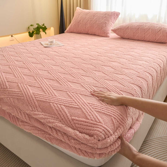 Striped Diamond Fleece Warm Fitted Sheet - Pink - Sheet with 2PCS Pillowcases - King - image 0