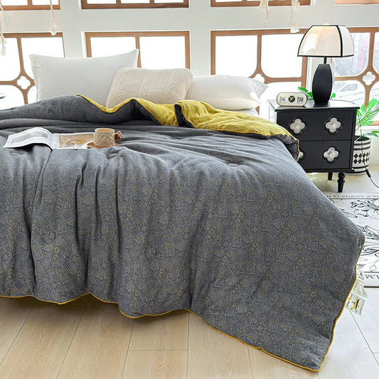 Subtle Pattern Cotton Gauze Quilt - image 1