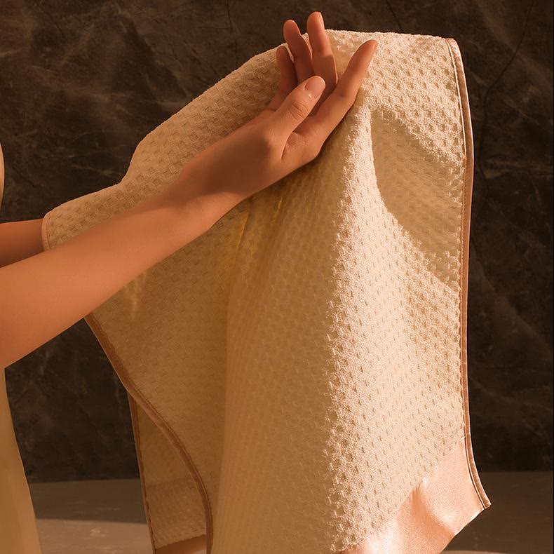 Waffle Weave Satin Bath Towel Set (2-Pack) - image 4