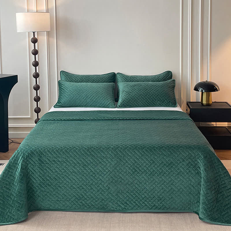 Ownkoti Solid Color Grid Quilted Coverlet - image 4