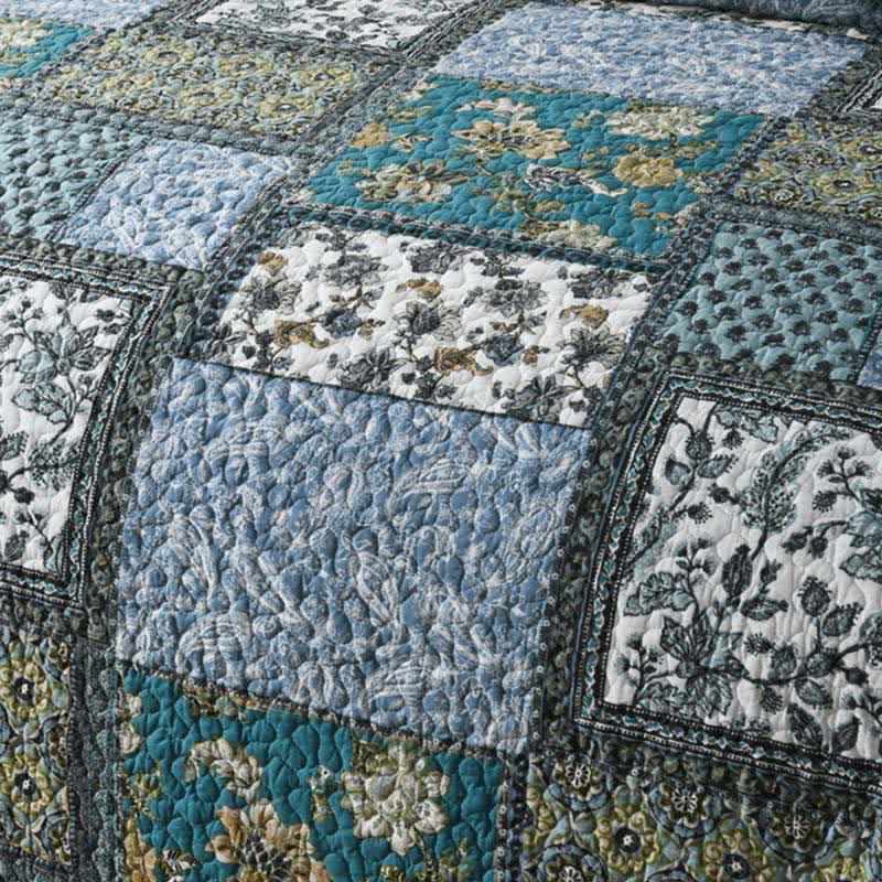 Ownkoti Vintage Floral Cotton Quilted Coverlet - image 4