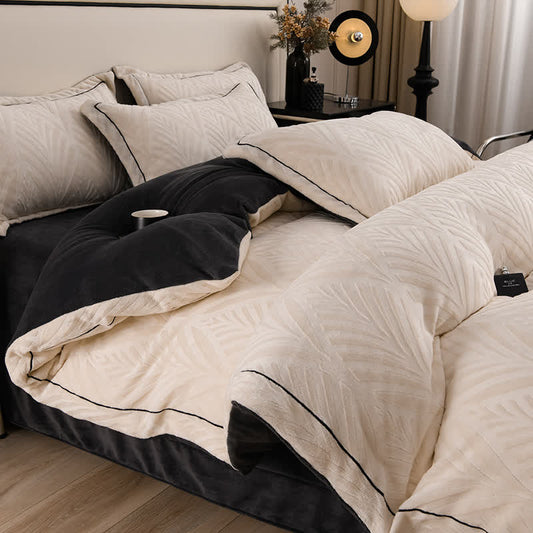 Leaf-inspired Textured Plush Bedding Set(4PCS) - Beige - King - image 1