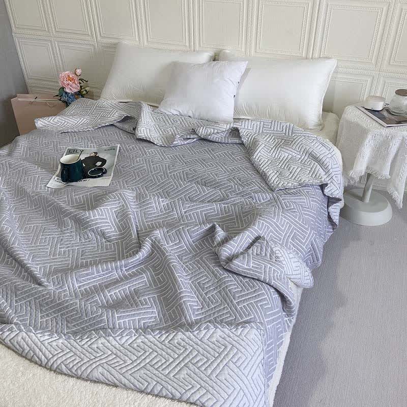 Maze Pattern Reversible Cotton Gauze Quilt - Gray - Queen - image 2