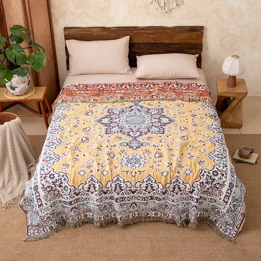 Vintage Floral Cotton Tassel Quilt Blanket - image 1