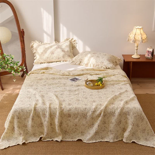 Floral Cotton Gauze Waffle Bedspread Quilt - Brown - 2PCS Pillowcases - 20" x 29" - image 0
