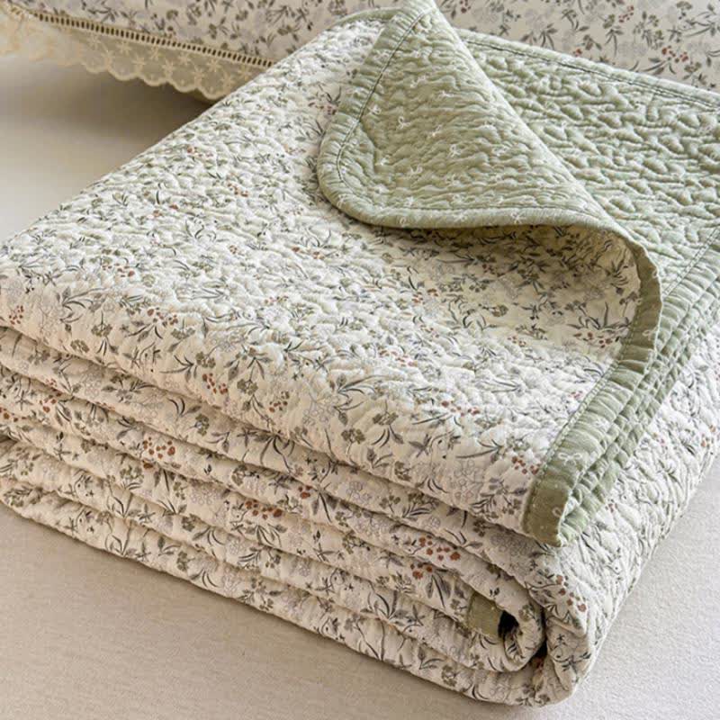 Elegant French Floral Quilted Bedspread - image 5