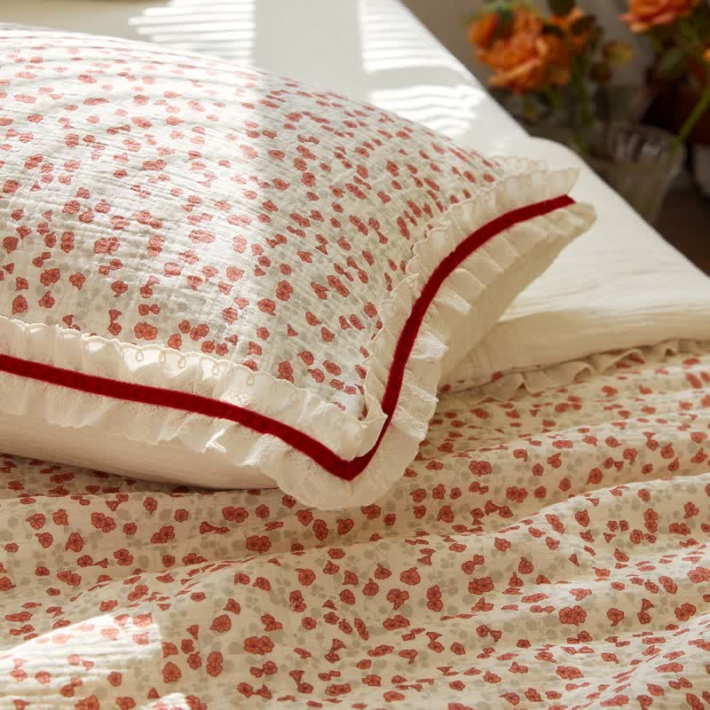 Red Floral Ruffled Cotton Gauze Quilt - image 9
