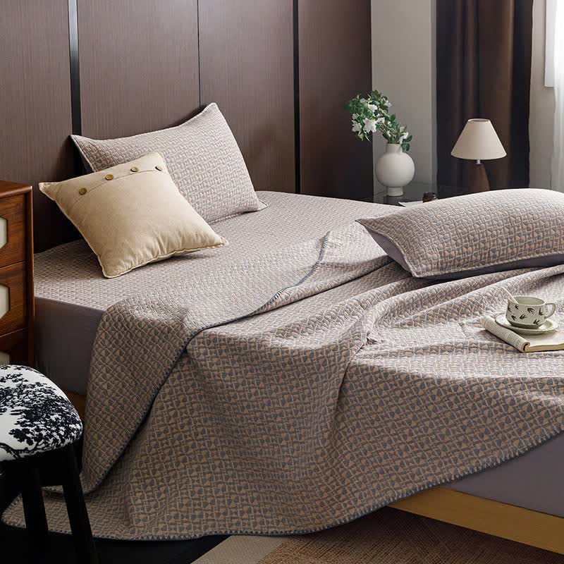Neutral Geometric 3-Layer Cotton Gauze Quilt - image 7