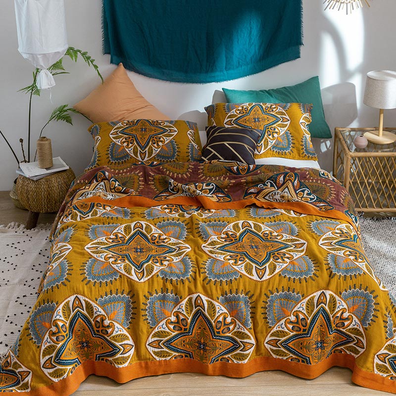 Multicolor Printed Cotton Lightweight Reversible Quilt - image 5