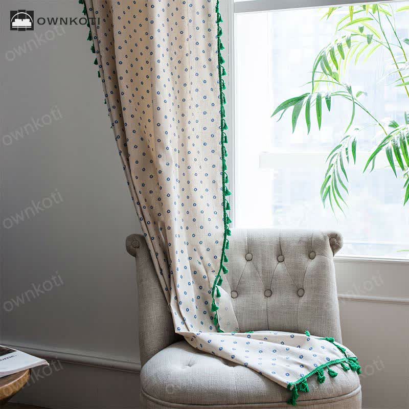 Blue Daisy Green Brim Cotton Curtain