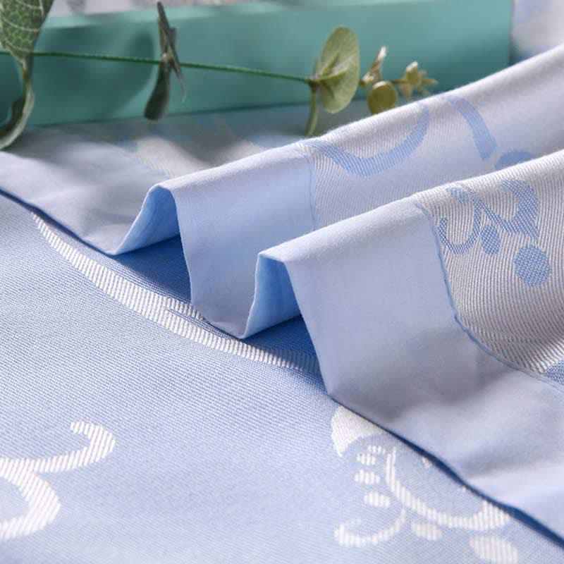 Simple Tulip Coverlet Blanket & Pillowcases (3PCS)