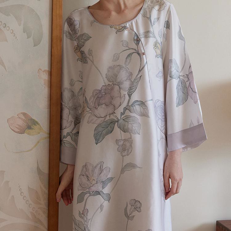 Lyocell Fiber Elegant Floral Nightdress