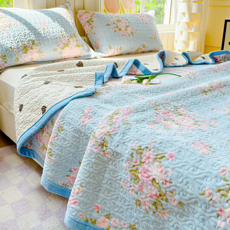 Winter Velvet Elegant Floral Bedding Set(4PCS)