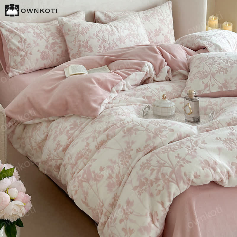 Elegant Floral Soft Velvet Bedding Set(4PCS)