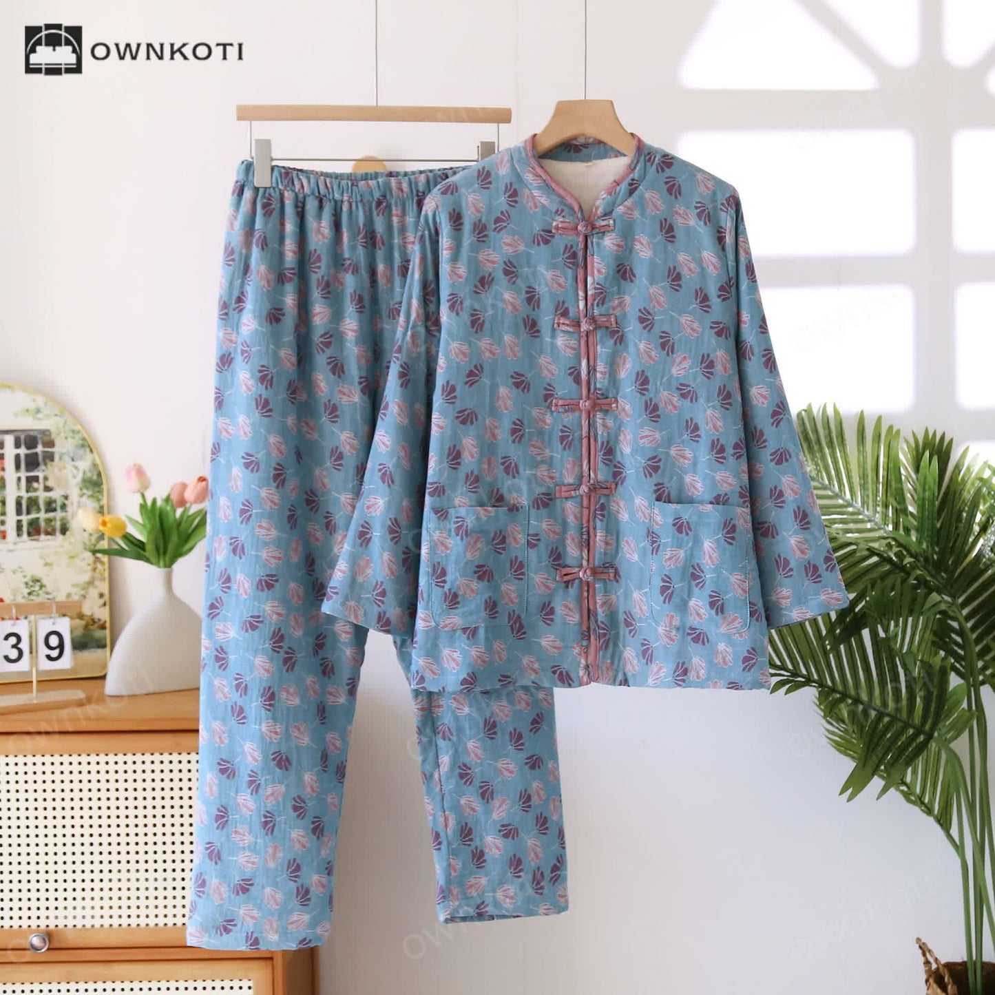 Frog Button Floral Cotton Warm Pajama Set