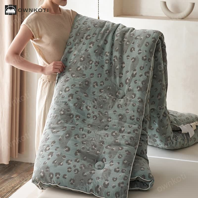 Cashmere Cotton Gauze Leopard Print Quilt