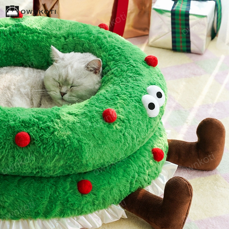 Cute Christmas Wreath Soft Pet Bed