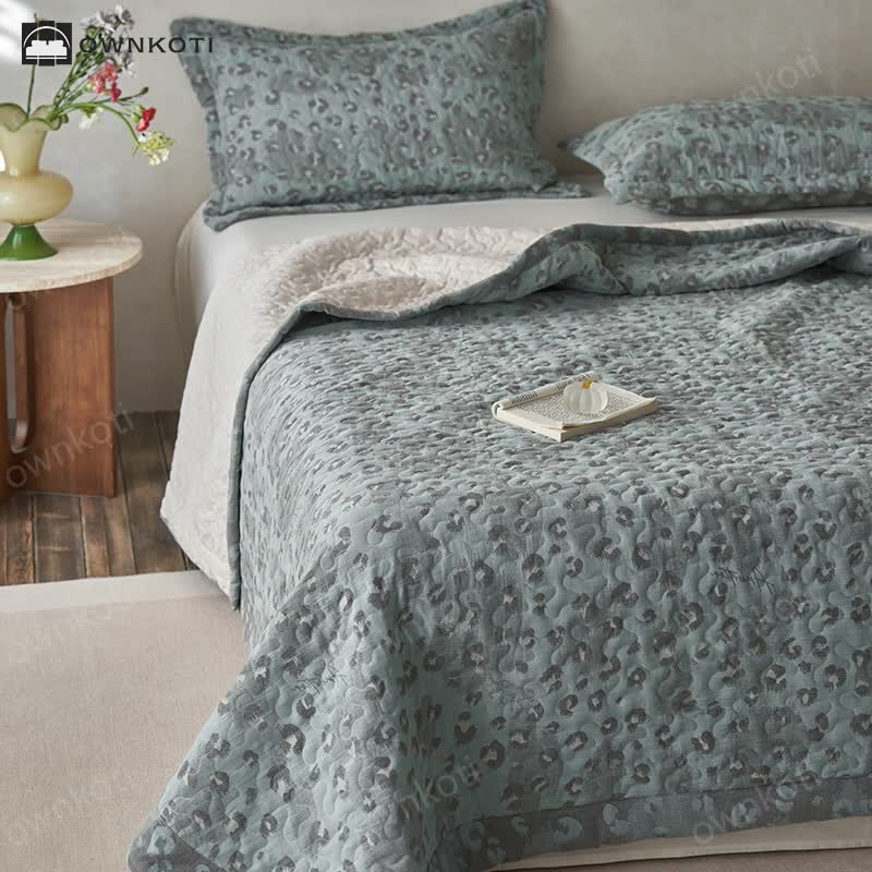 Leopard Print Double Layer Cotton Gauze Coverlet