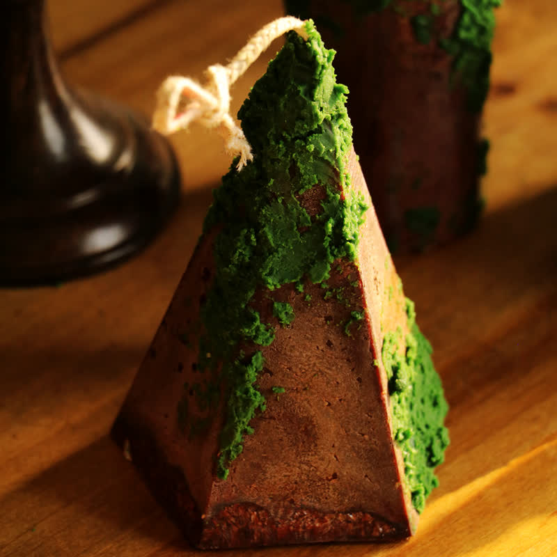 Green Hills & Moss Art Ornament Scented Candle - image 6