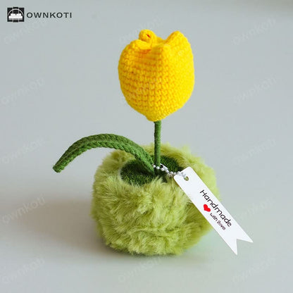 Hand-woven Tulip Potted Desktop Ornament