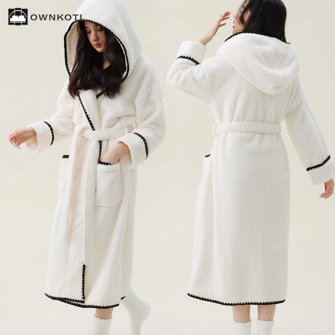 Warm Fleece Hooded Long Bathrobe