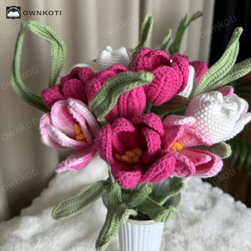 Farmhouse Crochet Tulip Bouquet Vase Set