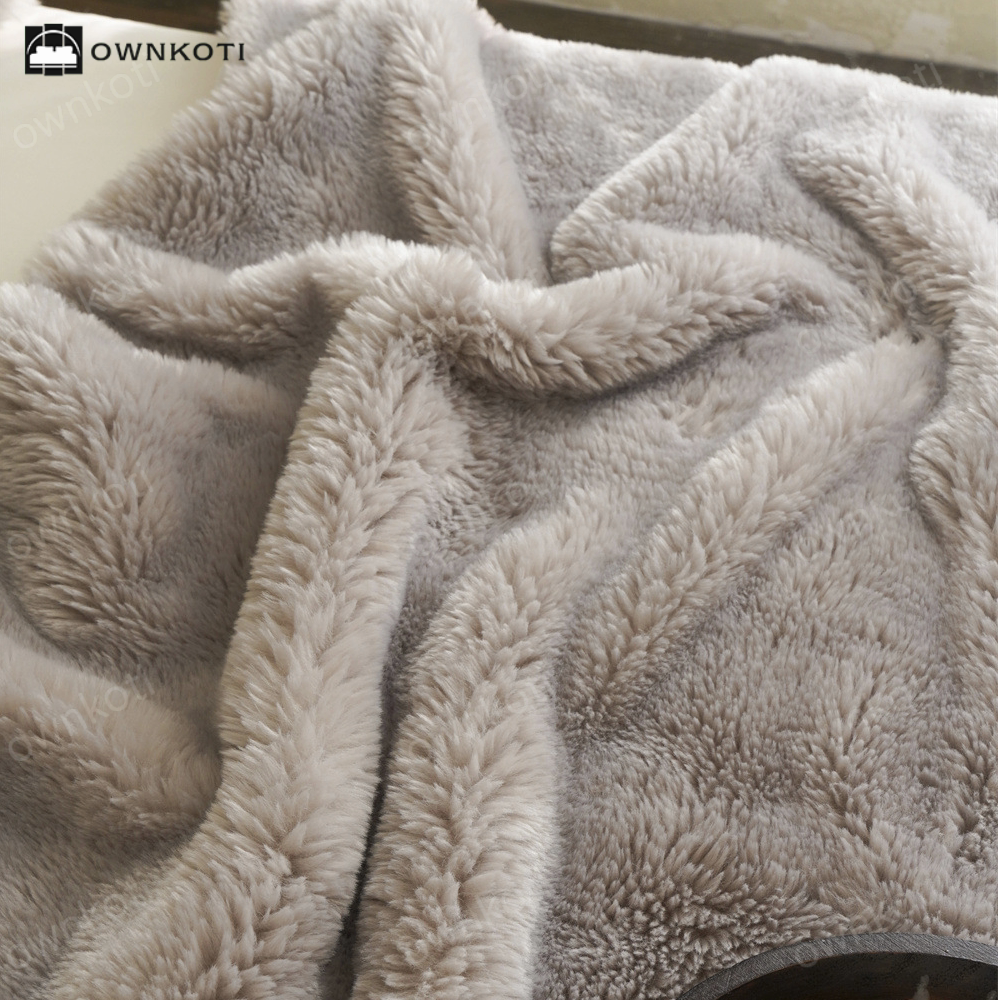 Solid Color Double-sided Fleece Blanket