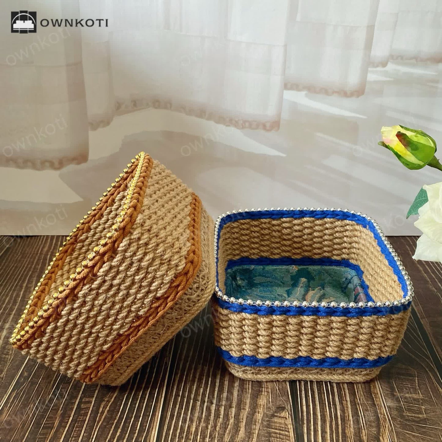 Vintage Floral Hand-woven Tabletop Storage Basket