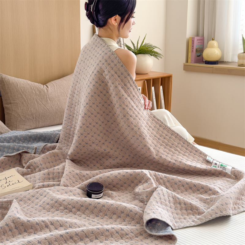 Breathable Three Layers Cotton Gauze Quilt - image 15