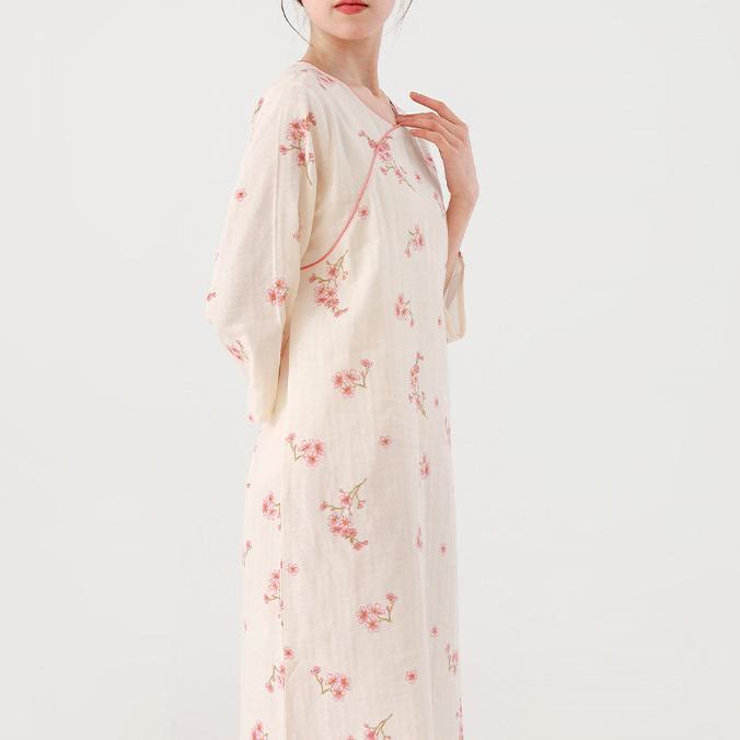 Plum Blossom Cotton Gauze Soft Nightdress